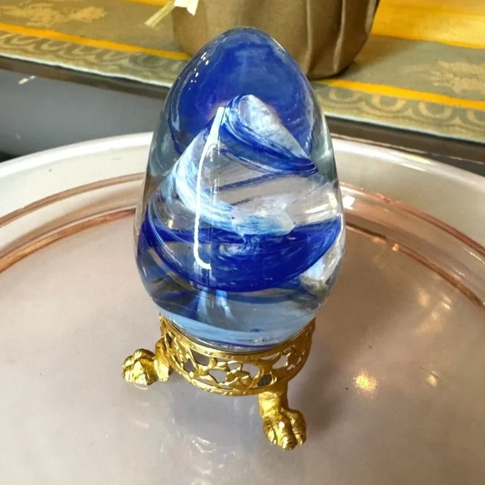 Beautiful hand blown vintage glass paper weight egg shaped with stand blue swirl